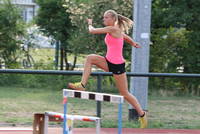 Hürden und Weitsprungtraining