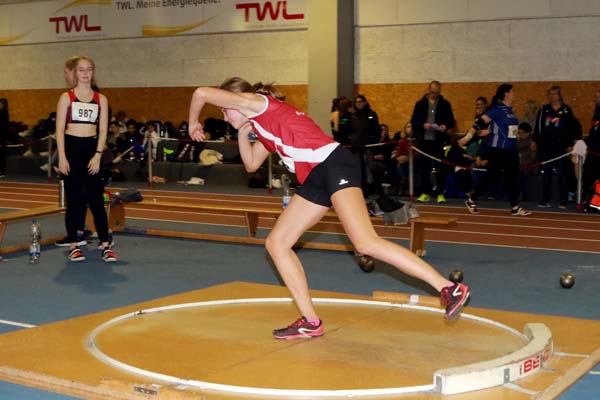 18_12_09_Hallsportfest_Kug