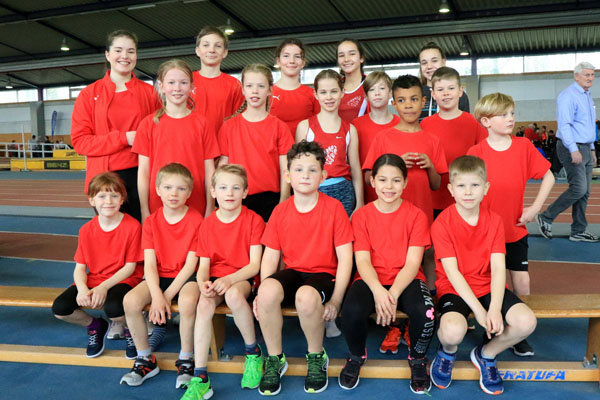 20_03_08_Hallenpokal_Gruppe